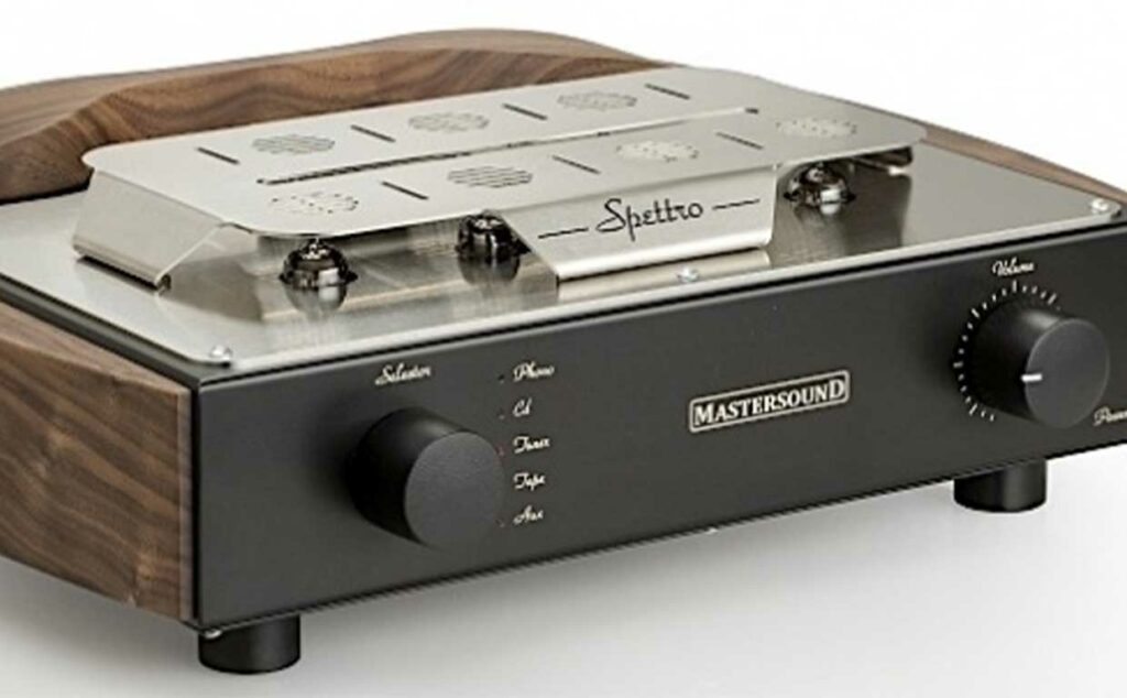 Découvre le PREAMPLY SPETTRO MASTERSOUND, sur Audio Emotion, un des meilleurs préamplis qui transforme chaque écoute en une expérience immersive grâce à ses composants de haute qualité
